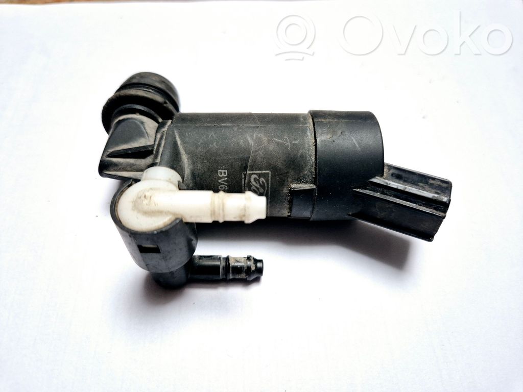 Ford Focus Windscreen/windshield washer pump 