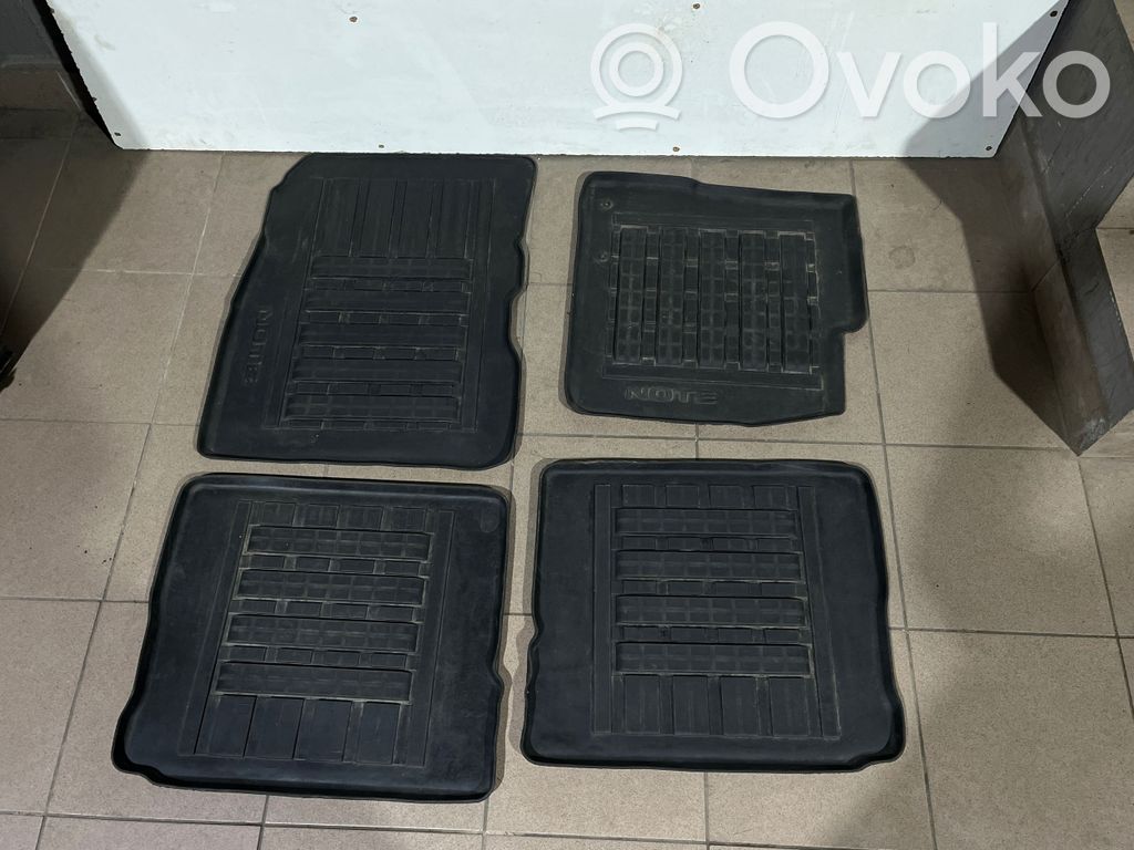 Zestaw dywaników samochodowych   K7583V89,K7483VV89