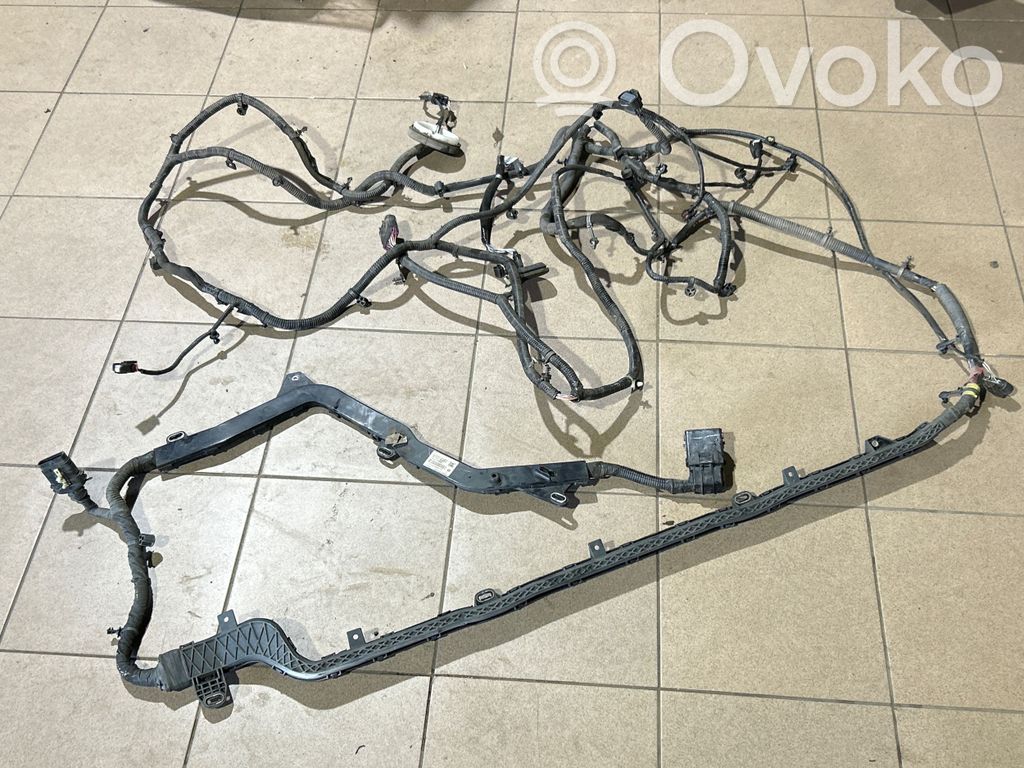 Otros cableados   P68252084AC,16238CE,4J0196E6113