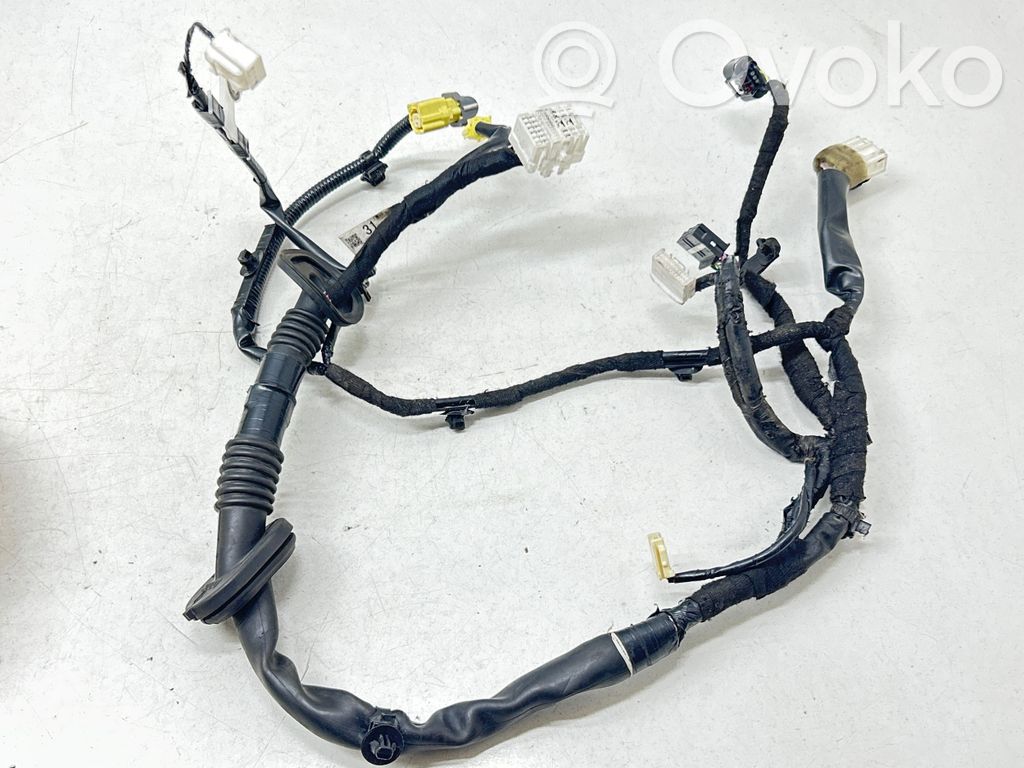 Subaru XV II Wiązka przewodów drzwi przednich 