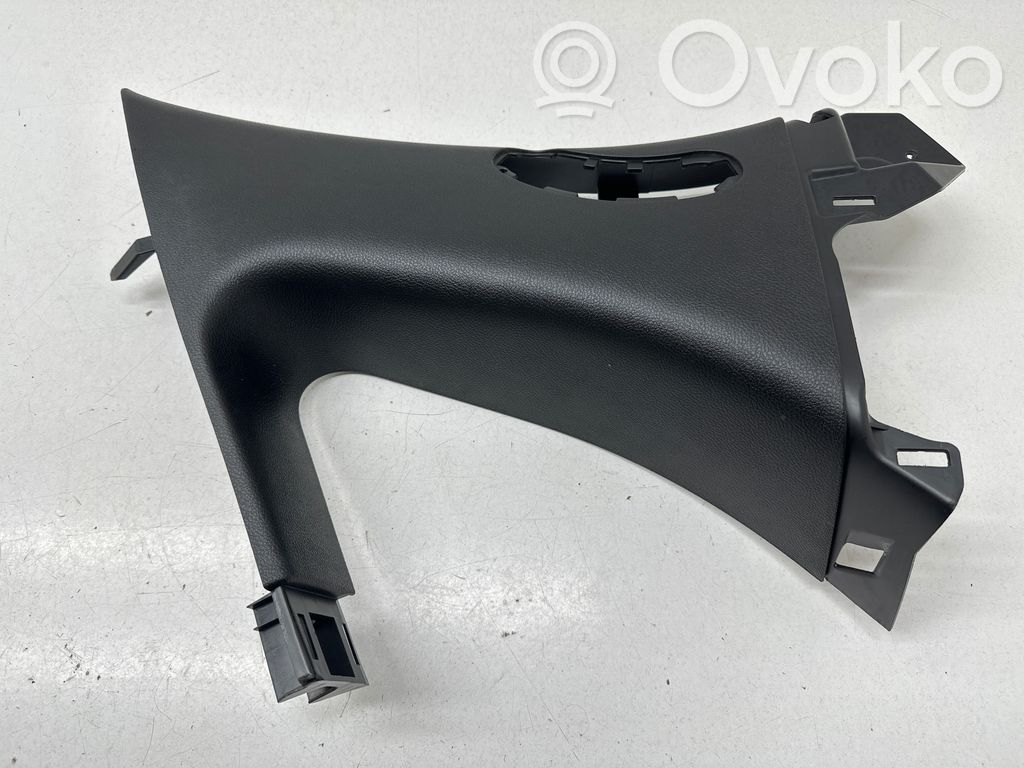 Dodge Durango III (C) pillar trim 