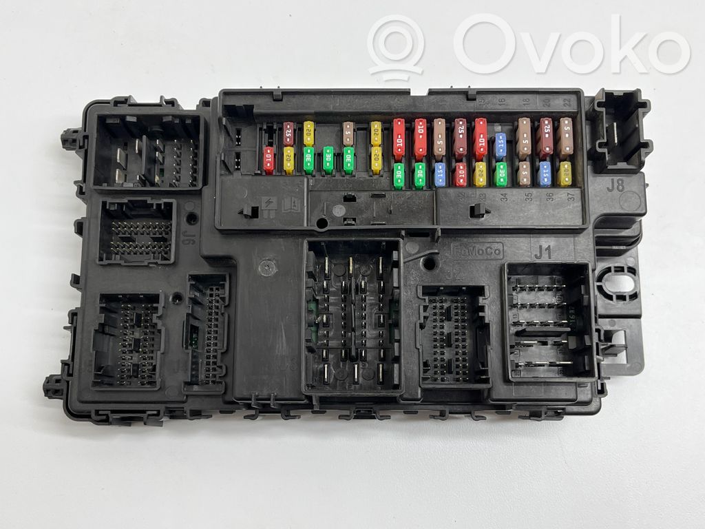Ford Mondeo MK V Fuse module 