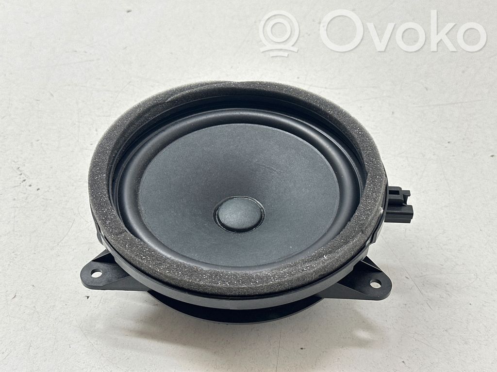 Volvo S60 Głośnik drzwi przednich 