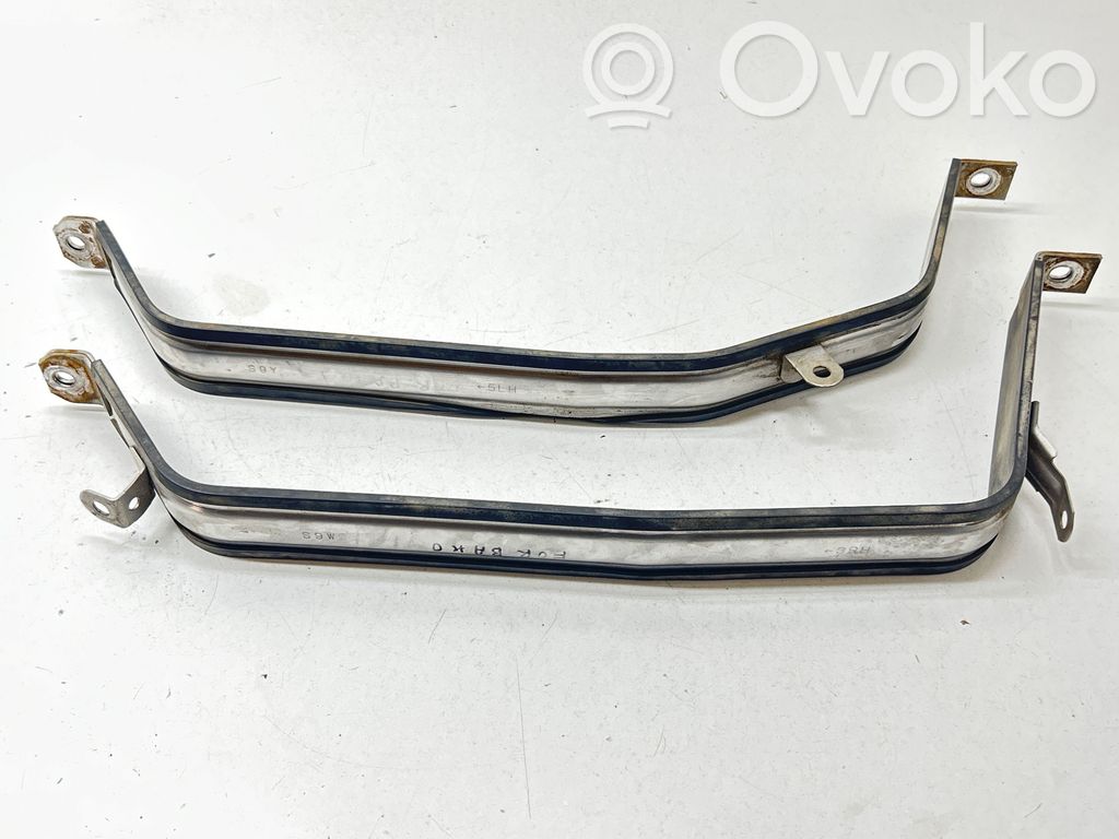 Subaru Forester SK Degvielas tvertnesturētājs (-i) 