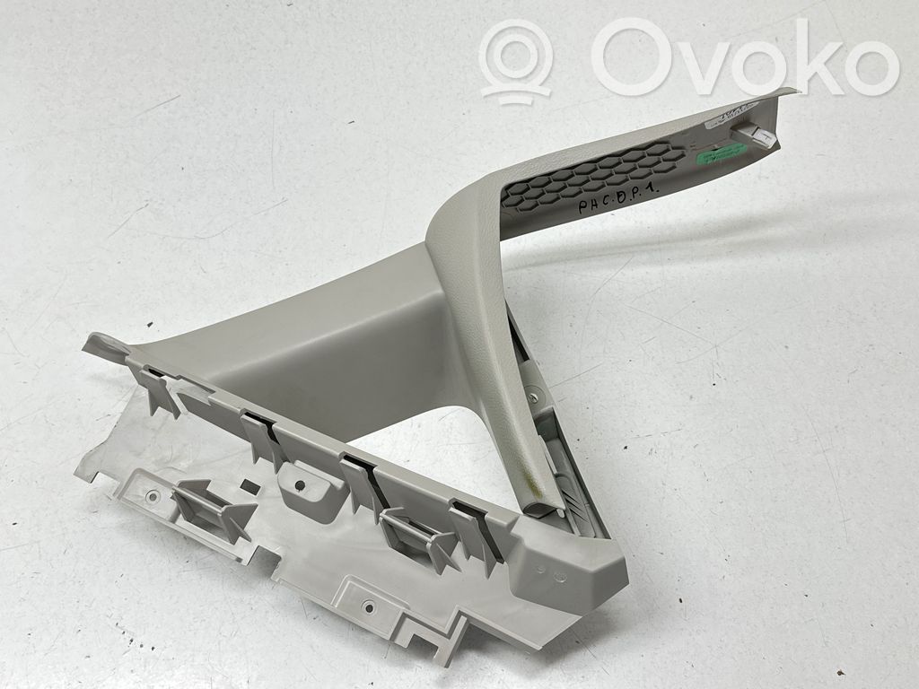 Chrysler Pacifica (A) pillar trim 