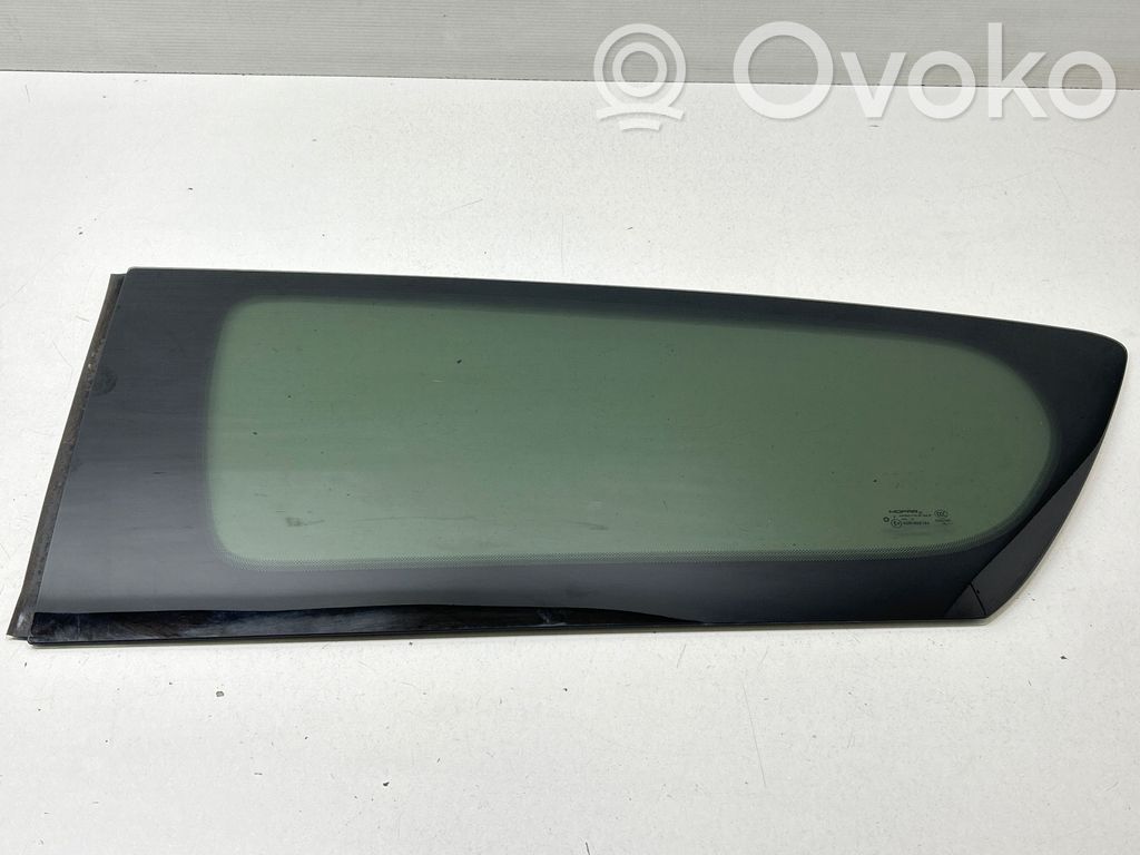 Chrysler Pacifica Vidrio lateral trasero 