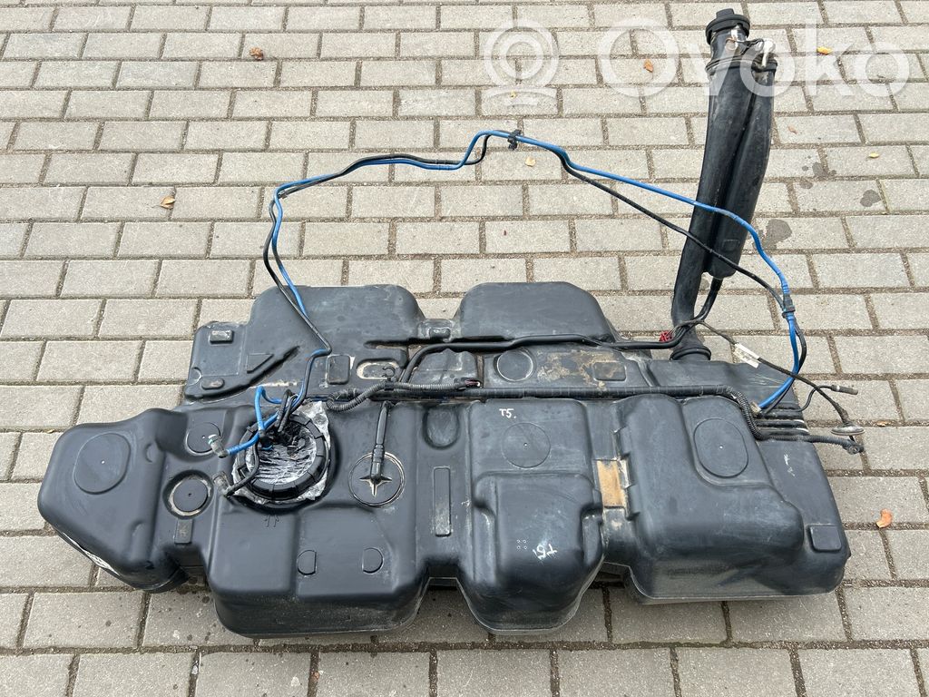 Volkswagen Transporter - Caravelle T5 Polttoainesäiliö 