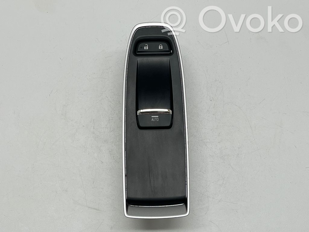 Subaru Legacy VII Electric window control switch 
