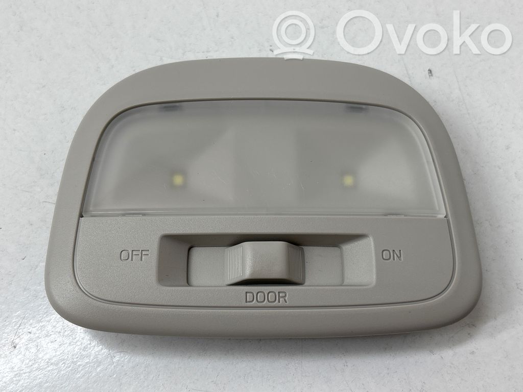 Subaru Legacy VII Luz del asiento trasero 