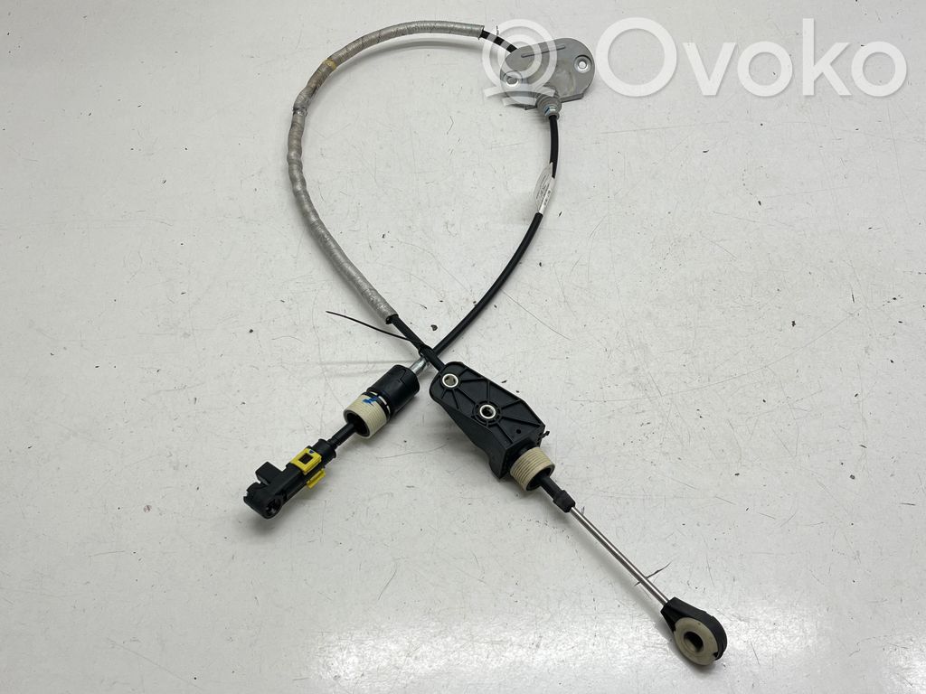 Volvo S60 Gear shift cable linkage 