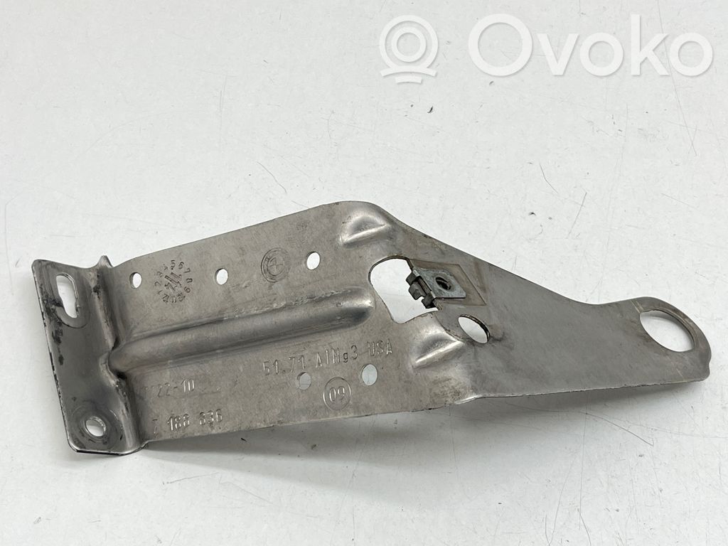 BMW X5 F15 Fender mounting bracket 