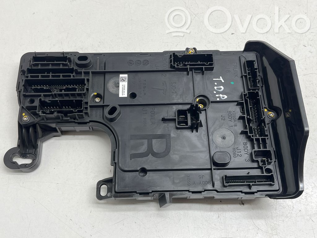 Tesla Model 3 Central body control module 