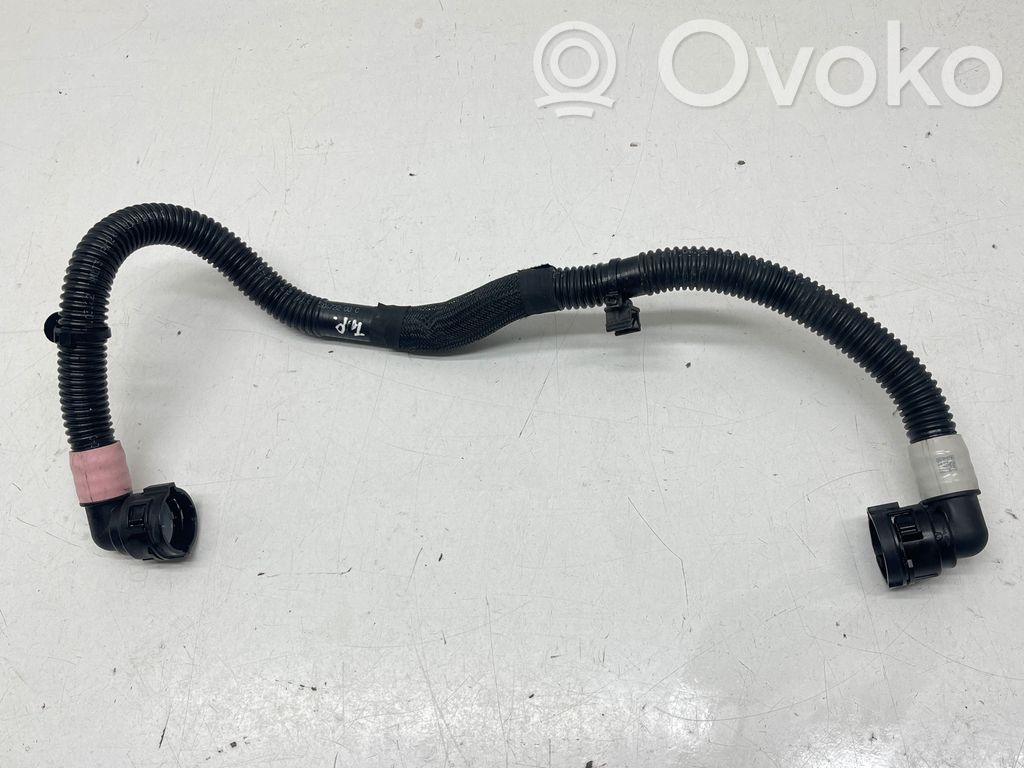 Tesla Model 3 Sähköauton moottorin jäähdytysletkut/putket 