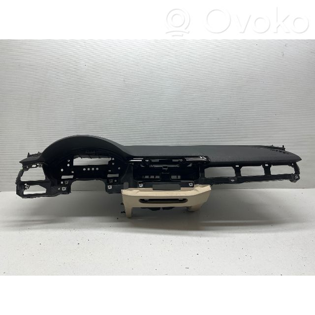 Audi A4 S4 B9 8W Dashboard 