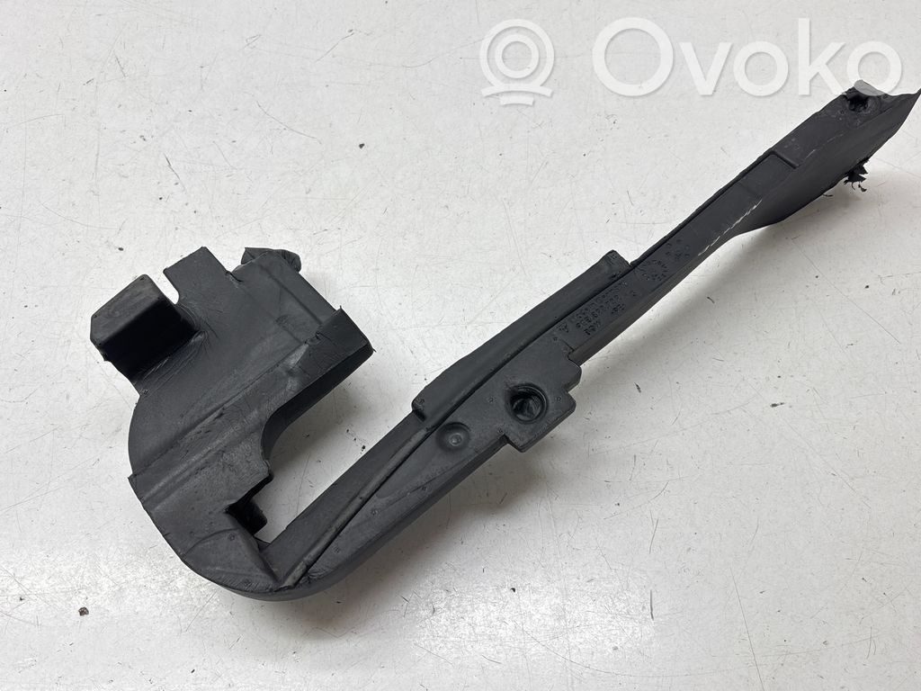 Porsche Macan (95B) Other engine bay part 