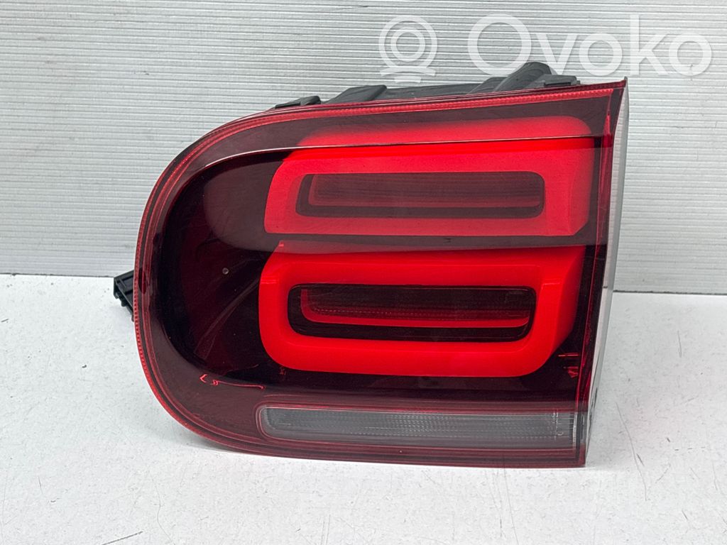 Citroen C5 Aircross Aizmugurējais lukturis pārsegā 