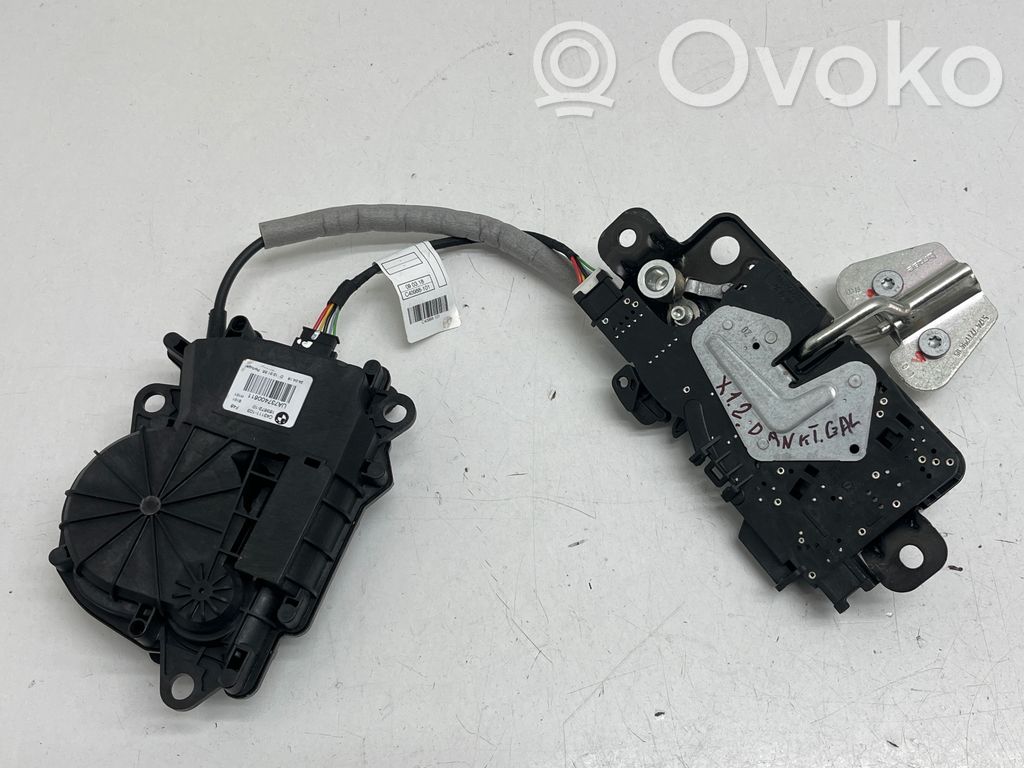 BMW X1 F48 F49 Zamek klapy tylnej / bagażnika 