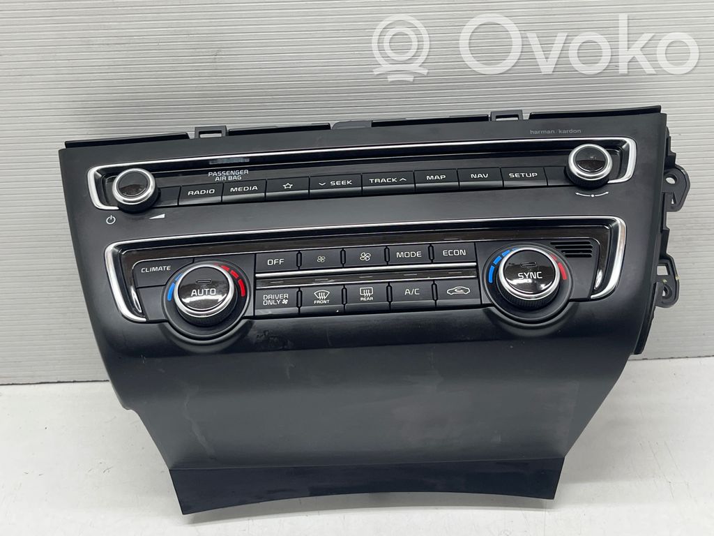 KIA Optima Climate control unit 