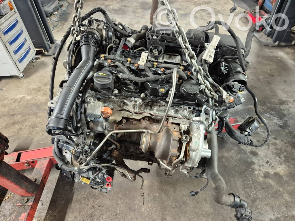Peugeot 5008 II Двигатель 