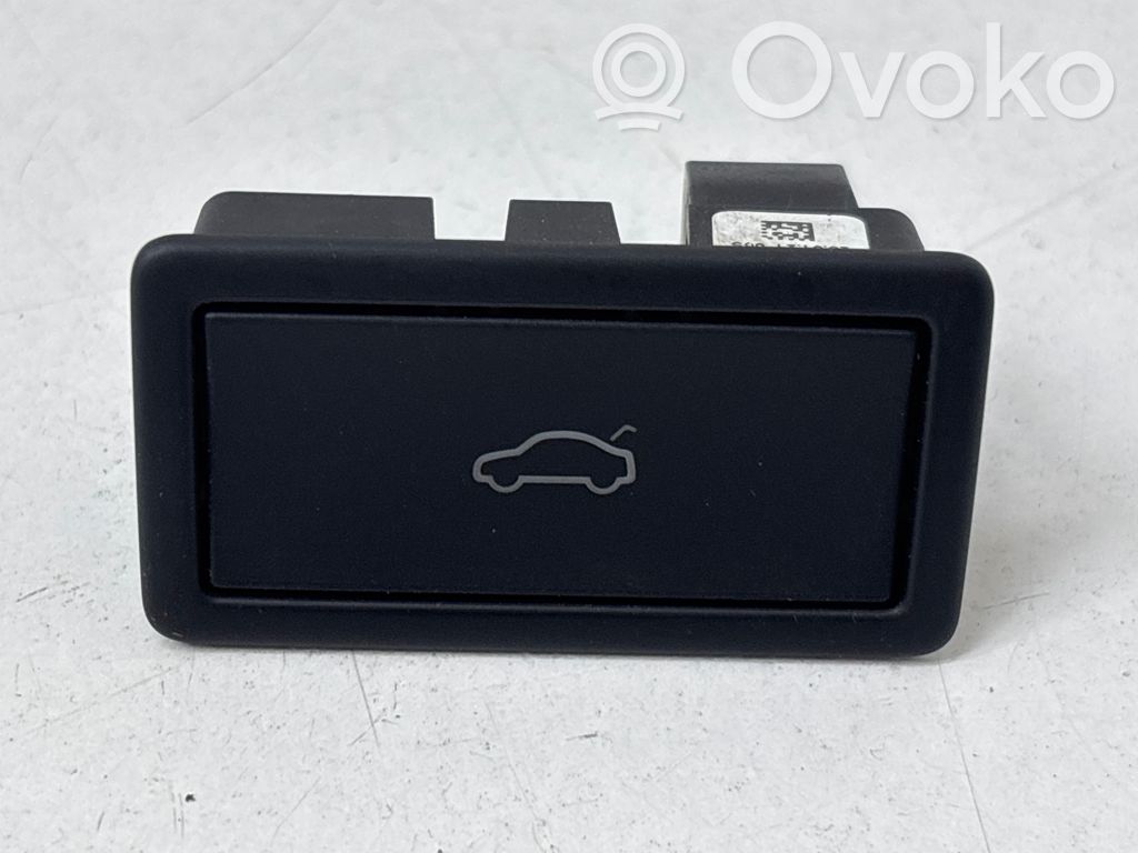 Volkswagen Tiguan Allspace Tailgate opening switch 