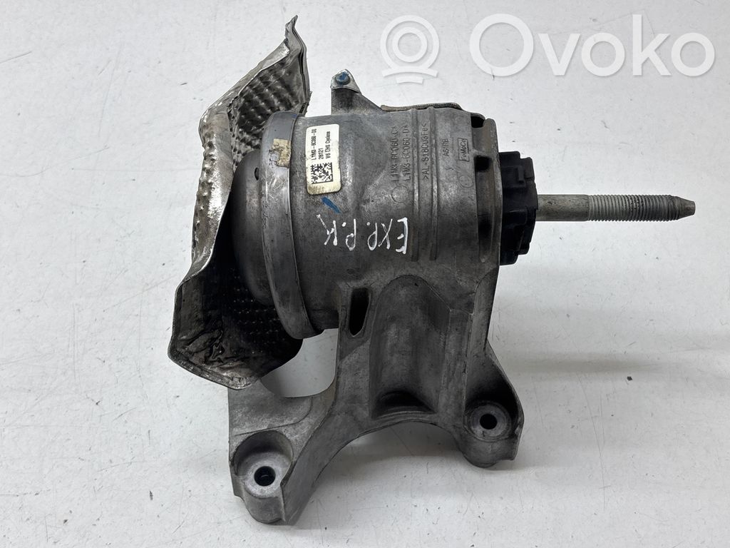 Ford Explorer VI Engine mount bracket 