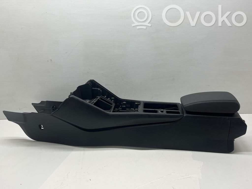 Audi Q3 F3 Consola central 
