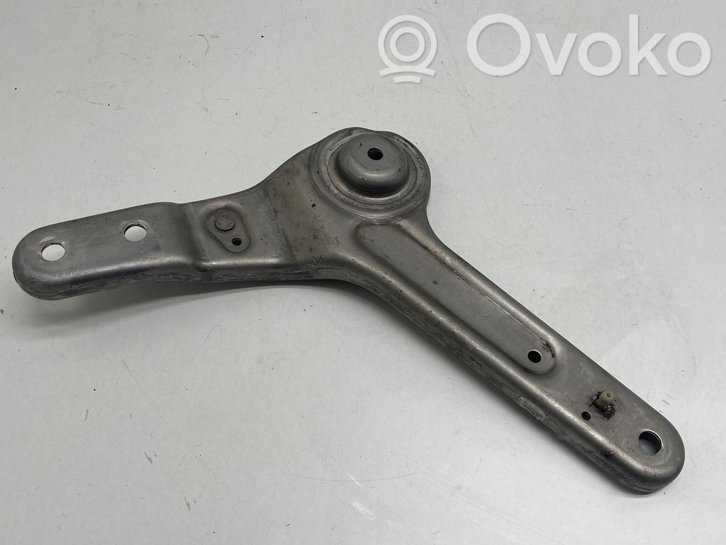 BMW X3 G01 Cits aizmugures šasijas elements 