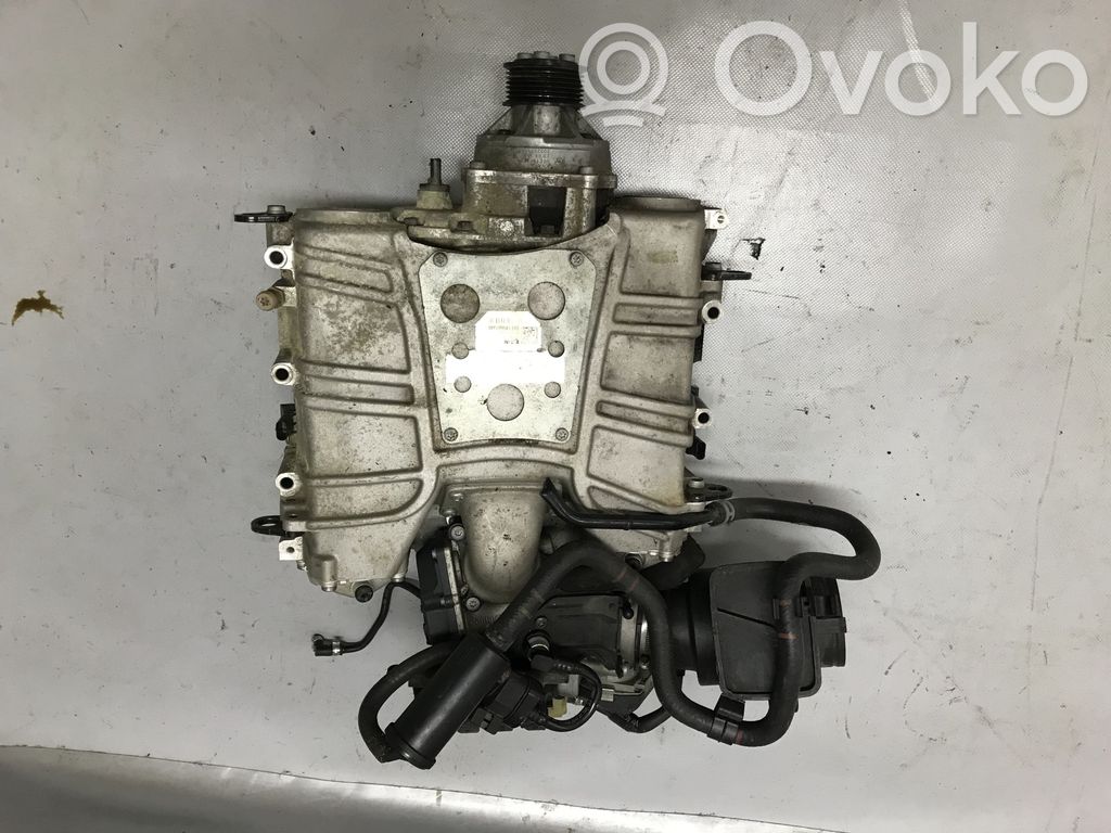 Kompressor   06E145601AM