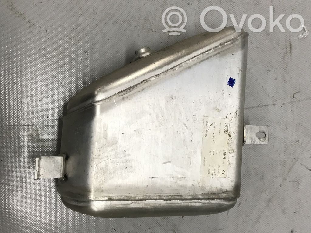 Audi Q7 4M Ilmajousituksen painesäiliö 