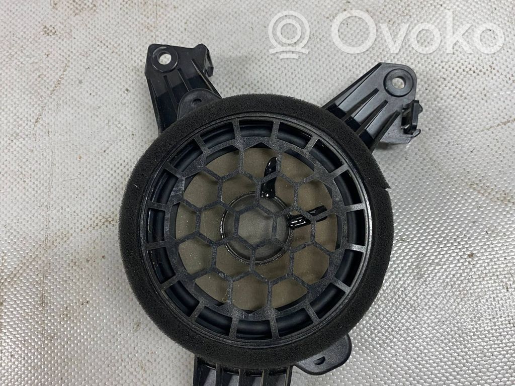 Audi Q8 Altavoz de la puerta trasera 