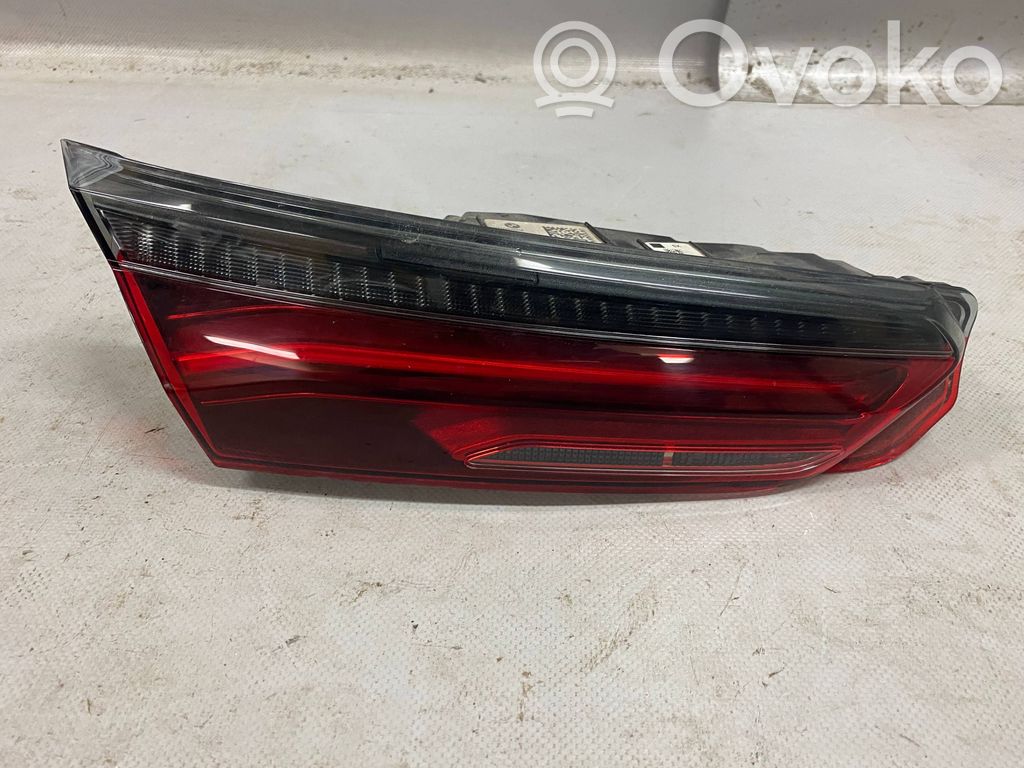 BMW M8 F91 F92 G14 G15 Lampy tylnej klapy bagażnika 