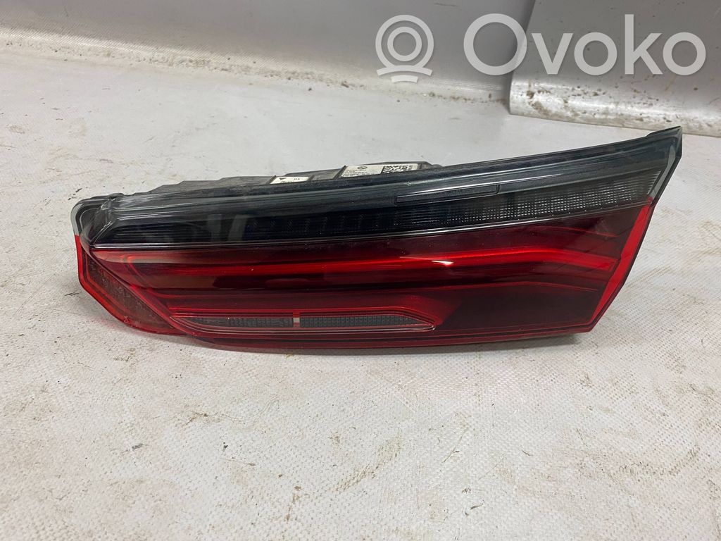 BMW M8 F91 F92 G14 G15 Lampy tylnej klapy bagażnika 