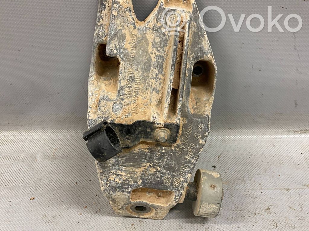 BMW X3 G01 Engine mounting bracket 
