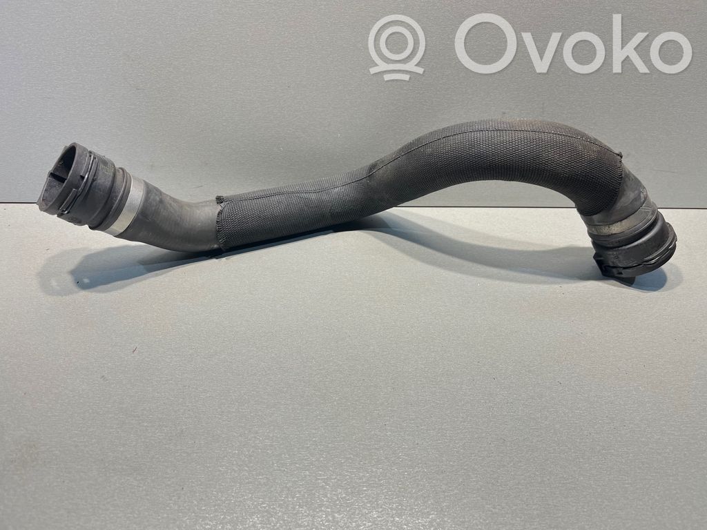BMW M3 e92 Engine coolant pipe/hose 