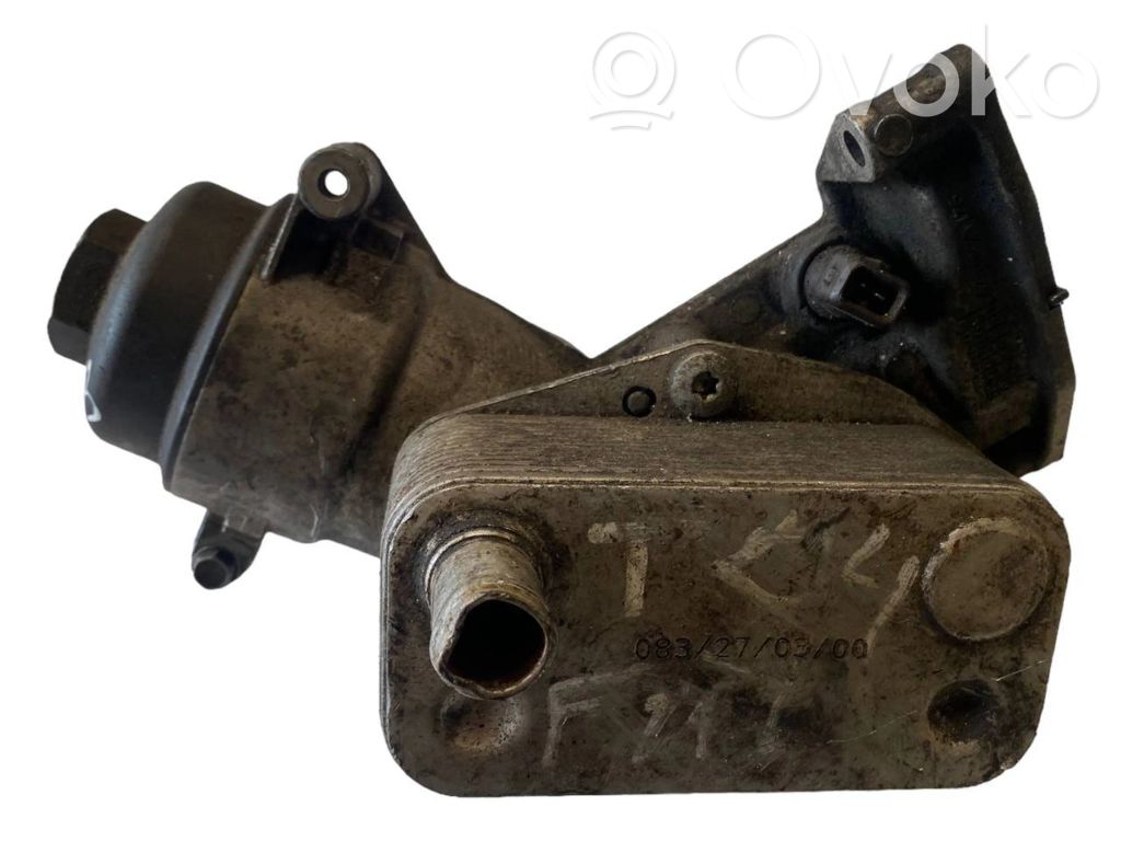 Land Rover Freelander Oil filter mounting bracket 