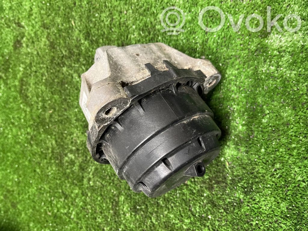 BMW X5 G05 Engine mount bracket 