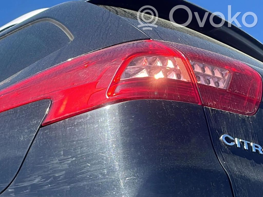 Rear/tail lights