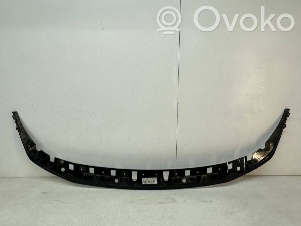 BMW 1 F40 Apakšējā bampera daļa (lūpa) 