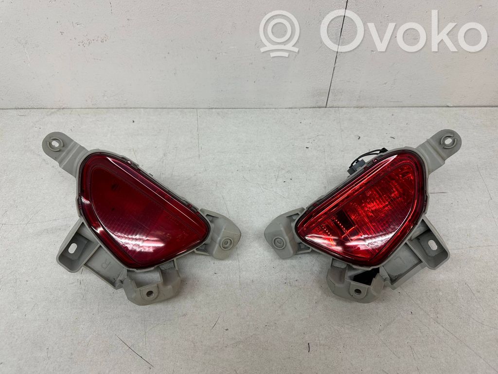 Mazda 2 Priešrūkinis žibintas gale 