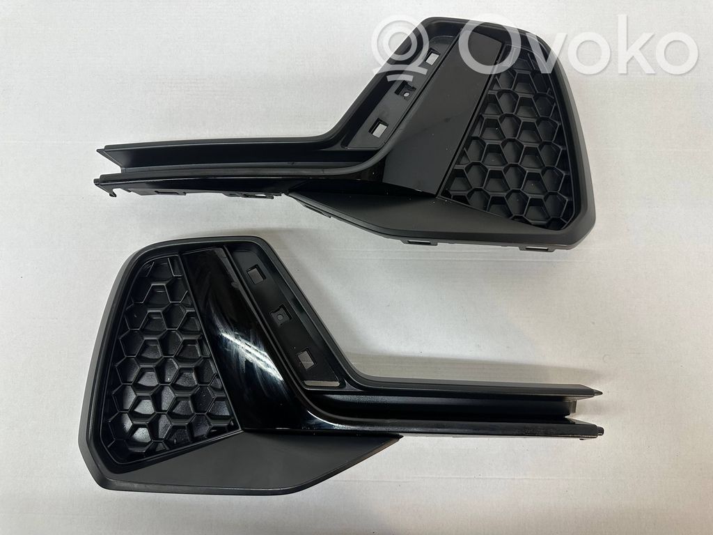 Audi A1 Front bumper lower grill 
