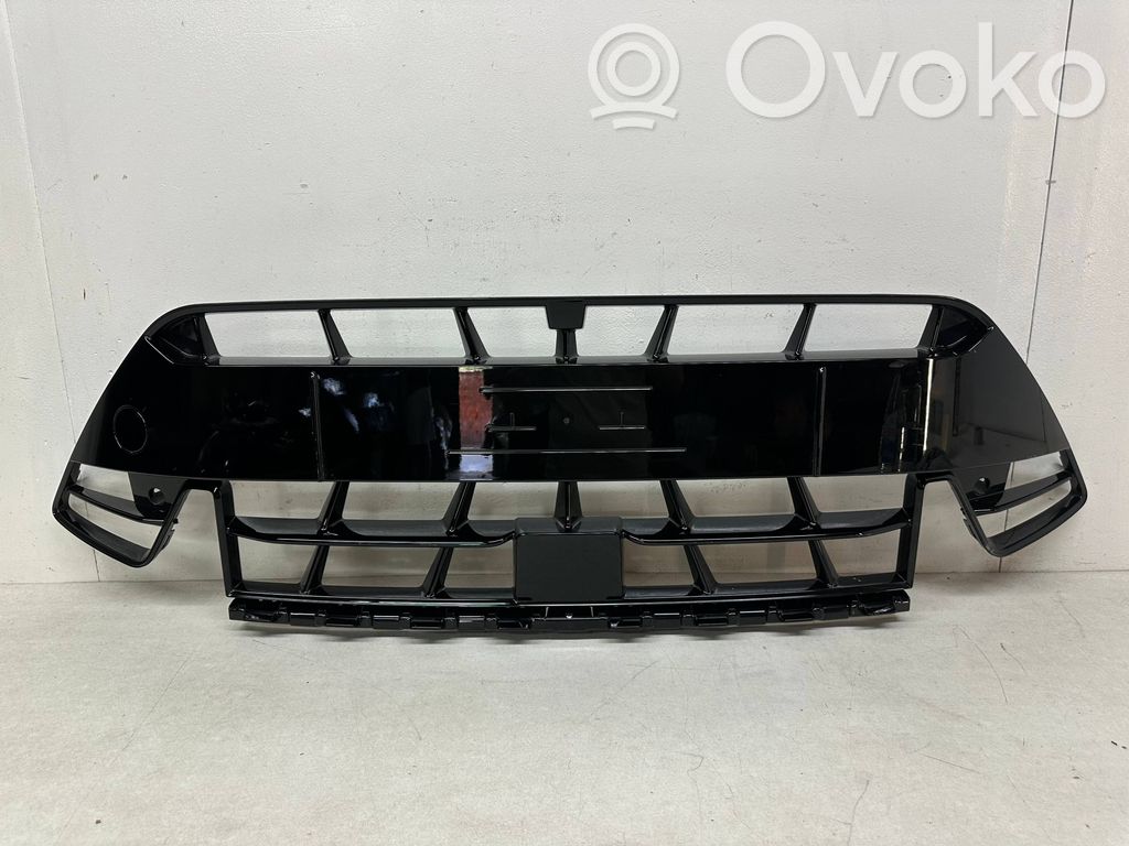 Cupra Formentor Front bumper lower grill 