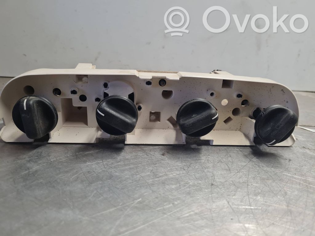 Opel Omega B1 Climate control unit 