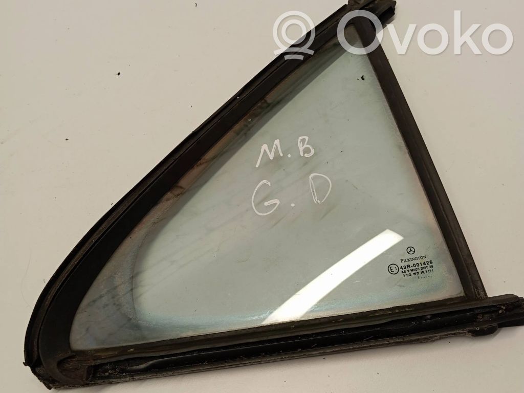 Mercedes-Benz S W220 Vetro del deflettore posteriore 