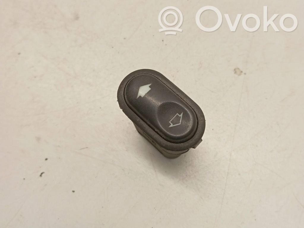 Electric window control switch   03161450,95B6,42936