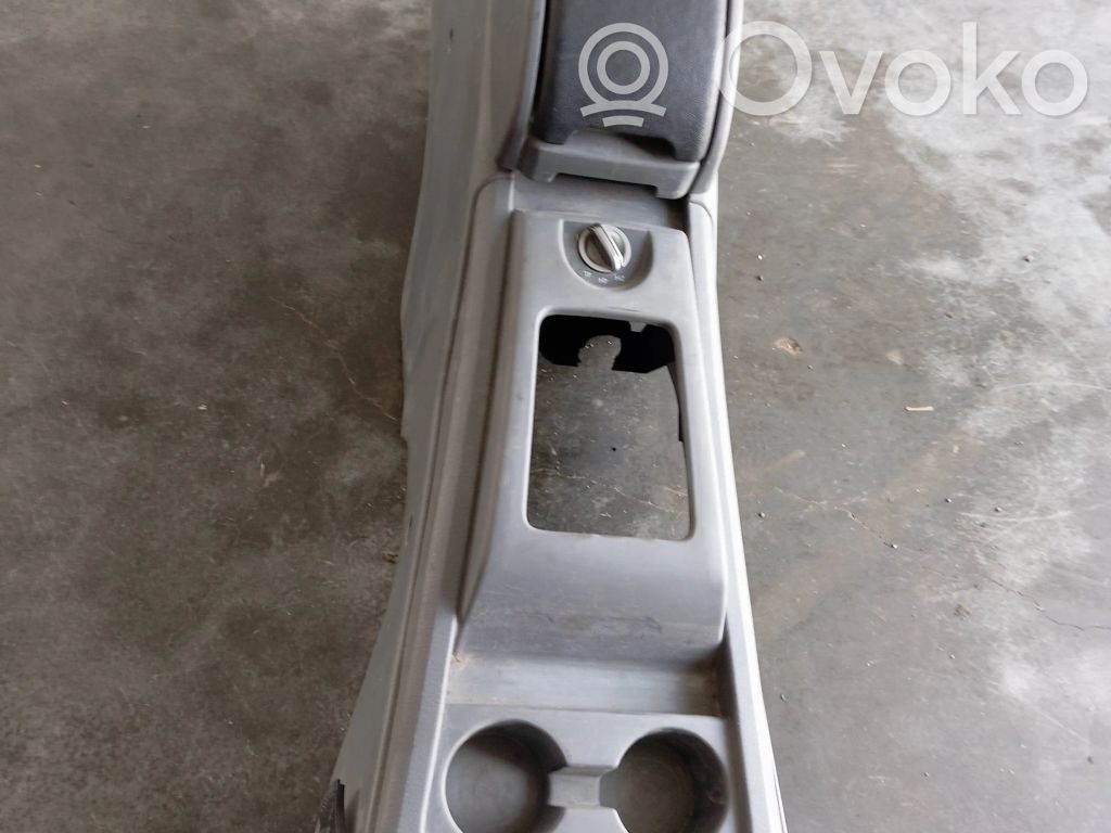 Consola central   UR5864421,UA6L64341