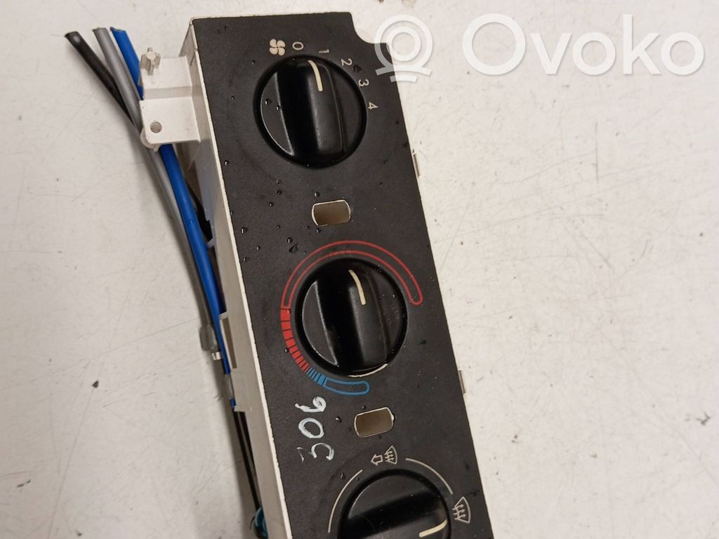 Peugeot 306 Climate control unit 