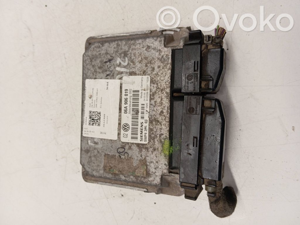 Audi A4 S4 B7 8E 8H Engine control unit/module 