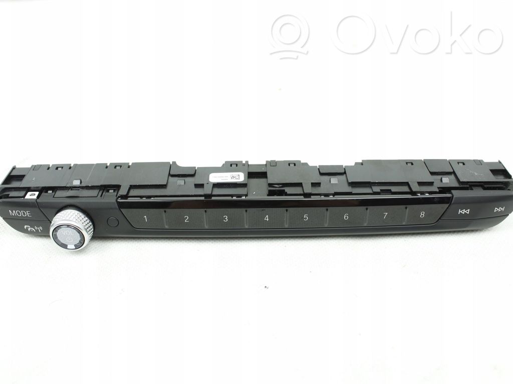 BMW 8 G15 Head unit multimedia control 