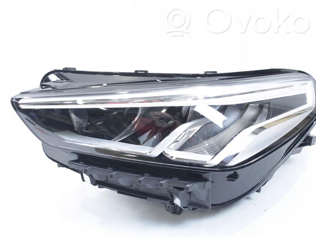 BMW X1 U11 Scheinwerfer 