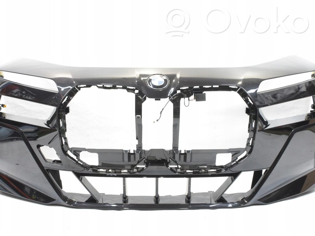 BMW 7 G70 Parachoques delantero 